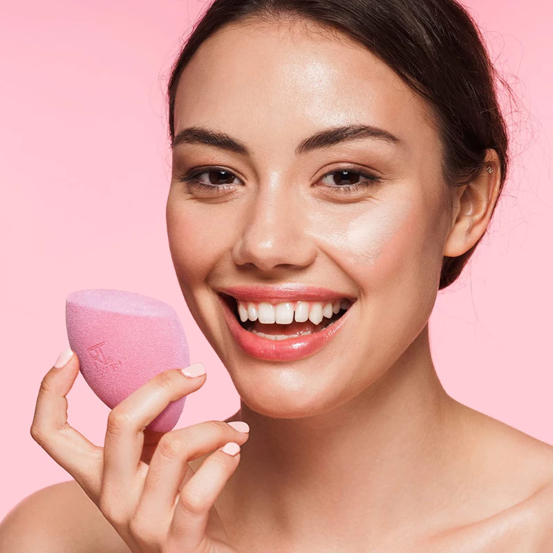 Set 2 Bông Mút Nền và Phủ Màu Hồng RT Real Techniques Miracle Powder Sponge For Liquid + Powder mask 04157